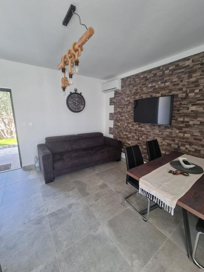 Villa Marta โพราต ภายนอก รูปภาพ